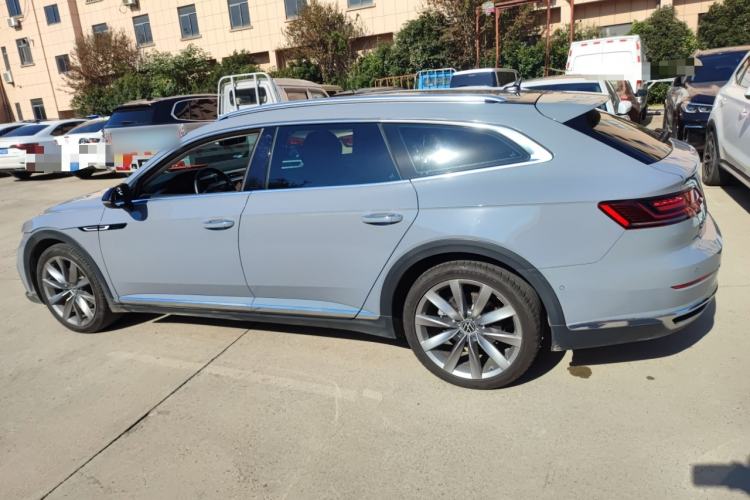 Used Volkswagen FAW-Volkswagen CC 2023 Hunting Vehicle 380TSI Hunter's Heart Edition