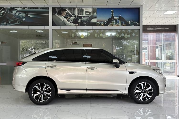 Used Honda UR-V 2017 240TURBO Two-Wheel Drive Classic Edition China V
