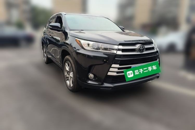 Used Toyota Highlander 2018 2.0T Four-Wheel Drive Luxury Version 7 Seats China VI Standard Front Right 45 Deg
