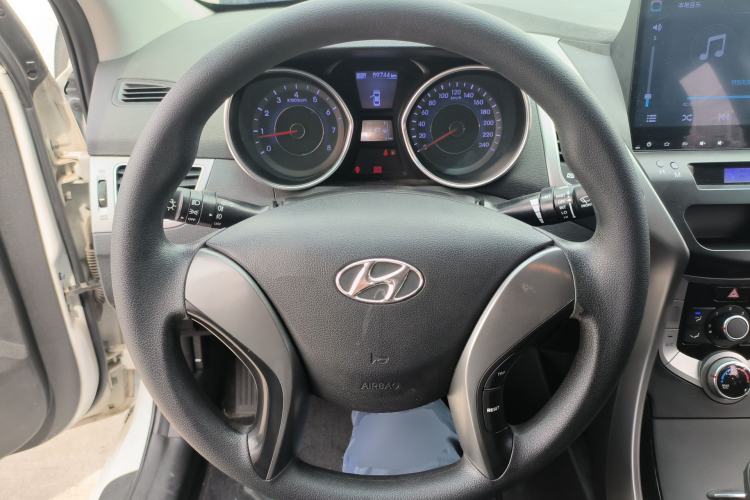 Used Hyundai Elantra (5th Generation / Langdong) 2015 1.6L Automatic Leading Model Steering Wheel