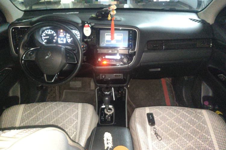 Used Mitsubishi Outlander 2020 2.0L Two-Wheel Drive Enjoyment Version 5 Seats
