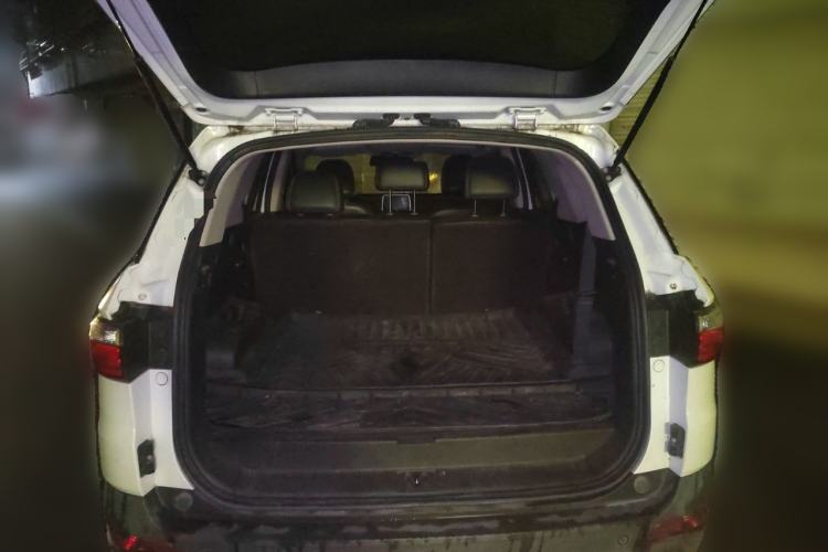 Used Dongfeng Fengon S560 2019 1.8L CVT Elite Model Trunk