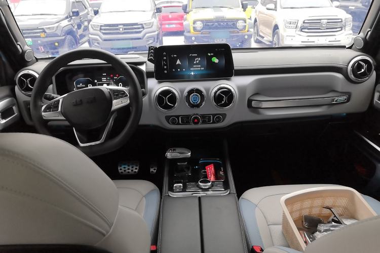 Used BAIC Off-Road BJ40 2023 2.0T Automatic Four-Wheel Drive Urban Hunter Edition Chivalrous Type