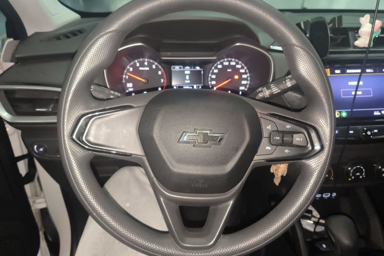 Used Chevrolet Trailblazer 2019 435T Redline CVT Two-Wheel-Drive Sharp Edition China VI Standard Steering Wheel
