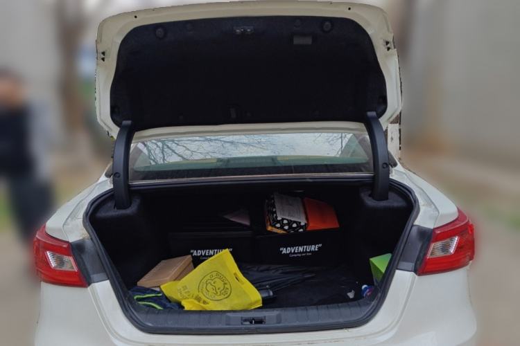 Used Nissan Maxima 2016 2.5L XV Ultimate Edition Trunk