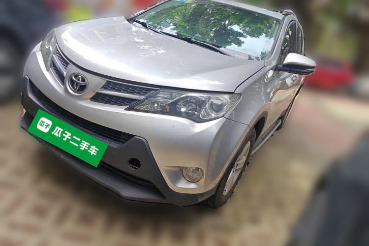 Used Toyota RAV4 2013 2.0L CVT Four-Wheel Drive New Edition