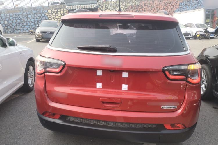 Used Jeep Compass 2017 200T Automatic Family Edition
