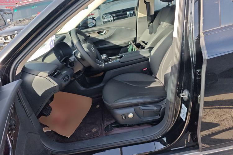 Used Hongqi E-QM5 2021 Online Booking Charging Basic Edition 5 Seats
