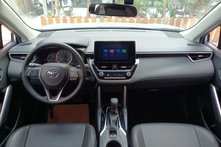 Used Toyota FRONTLANDER 2022 2.0L CVT Elite Edition Center Console