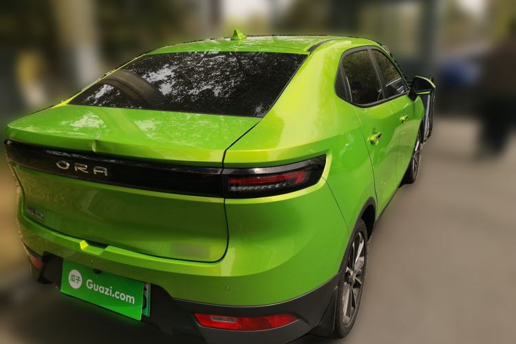 Used ORA iQ 2018 High-Range Version Smart Connectivity Model