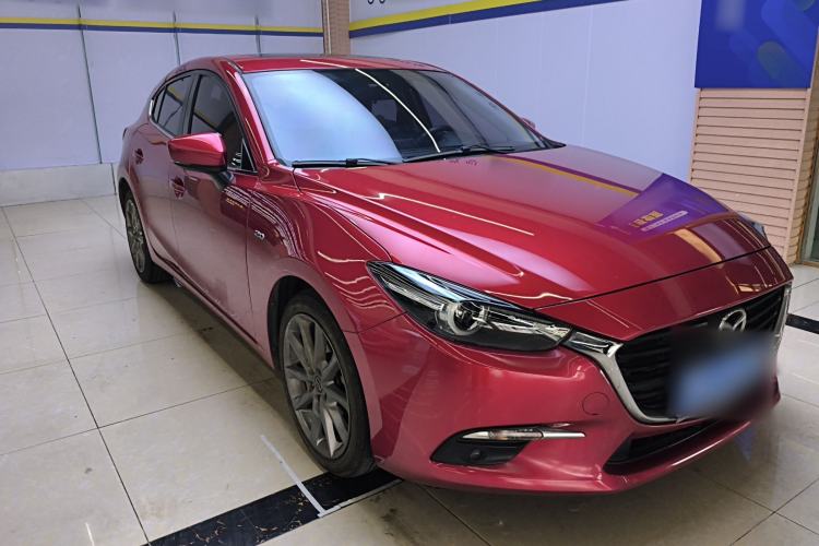 Used Mazda Mazda 3 Axela 2017 Hatchback 2.0L Automatic Luxury Model Emission Standard China V