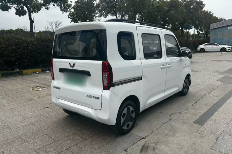 Used Wuling Zhiguang New Energy 2025 Standard Model Exterior 2