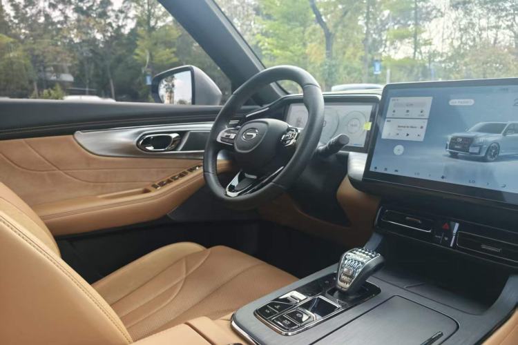 Used GAC Trumpchi ES9 2024 PHEV with 143 km Max
