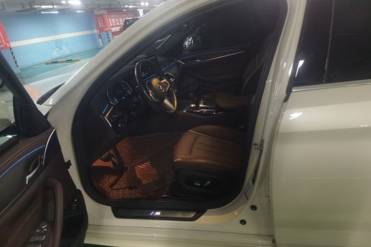 Used BMW 5 Series New Energy 2022 Updated Version 535Le Luxury Package Left Front Seat