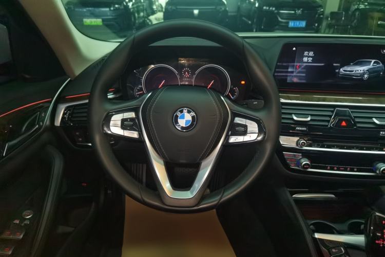 Used BMW 5 Series 2018 525Li Luxury Package