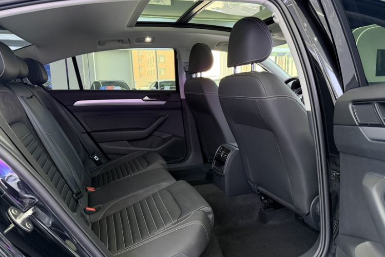 Used Volkswagen Magotan 2020 280TSI DSG Comfort Edition Interior 4