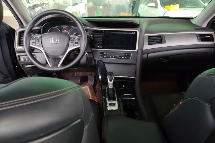 Used Honda Spirior 2017 2.0L Classic Edition Center Console