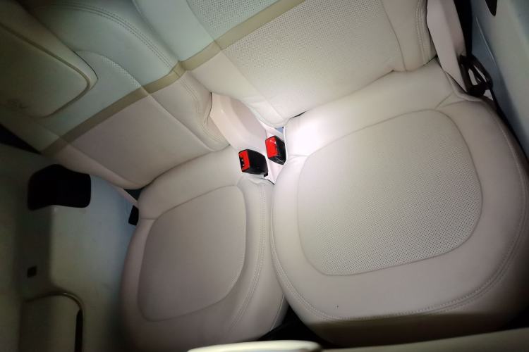 Used Baojun KiWi EV 2021 Artist Model Lithium Iron Phosphate