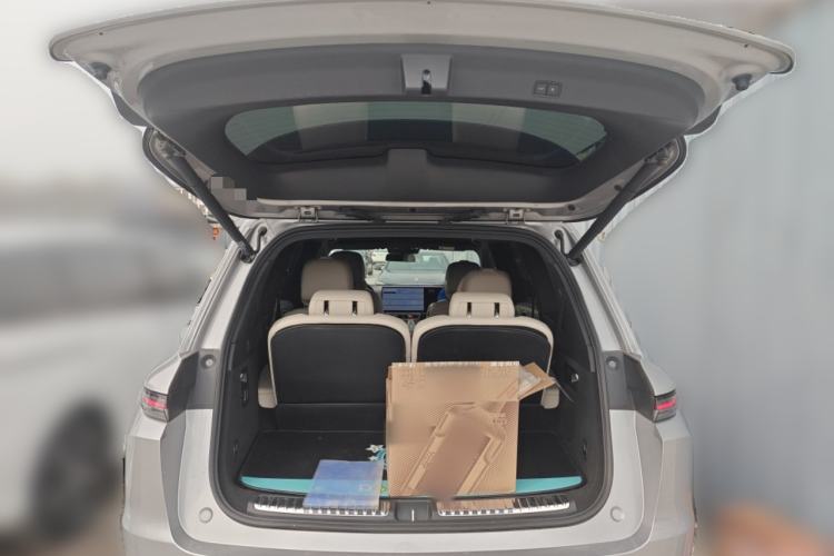 Used Li Auto L9 2022 Max model Trunk