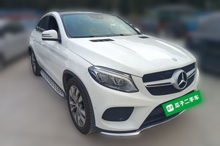 Used Mercedes-Benz GLE Coupe 2015 GLE 400 4MATIC Coupe SUV Front Right 45 Deg