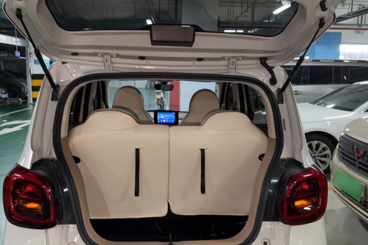 Used Wuling Hongguang MINIEV 2025 Four-Door Version Zhenxiang+ Edition Interior 12