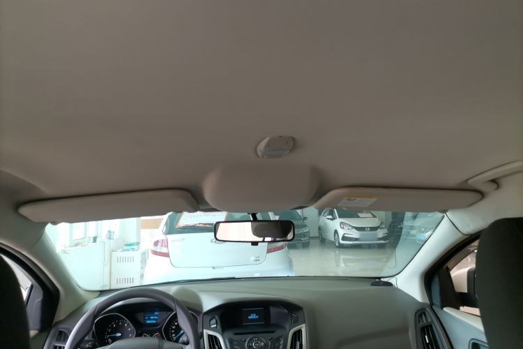 Used Ford Focus 2012 Sedan 1.6L Manual Comfort Model