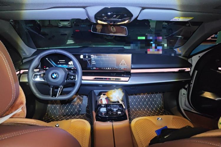 Used BMW 5 Series 2025 530Li Leading Model M Sport Package
