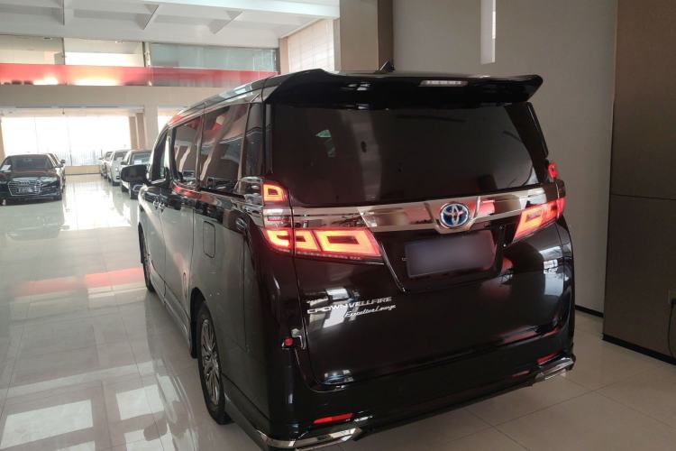 Used Toyota Vellfire 2021 Crown Dual-Engine 2.5L HV Prestige Edition Rear Left 45 Deg