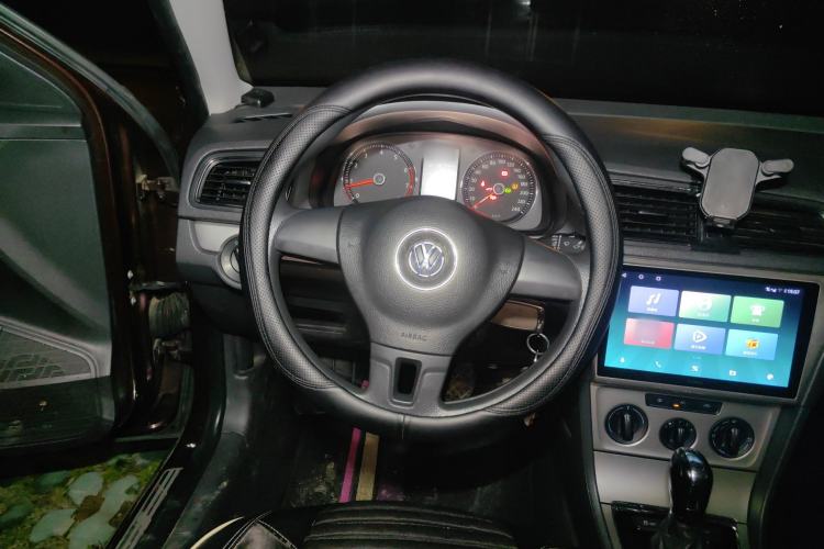 Used Volkswagen Lavida 2013 1.4TSI DSG Comfort Edition
