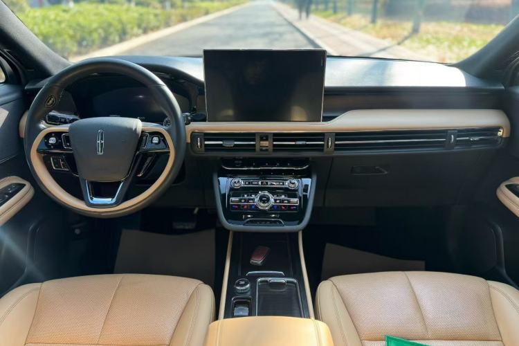 Used Lincoln Corsair 2022 2.0T Two-Wheel Drive Luxury Edition