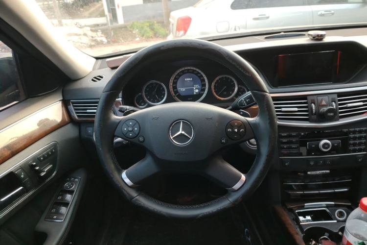 Used Mercedes-Benz E-Class 2011 E 300 L Elegant Model