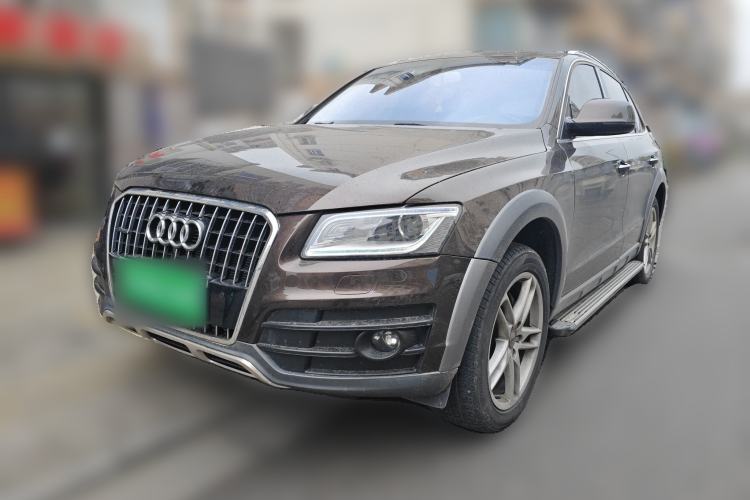 Used Audi Q5 2017 Plus 40 TFSI Technology Model