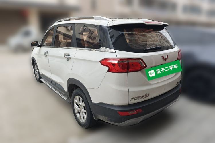 Used Wuling Hongguang S3 2018 1.5L Manual Luxury Model China V Standard