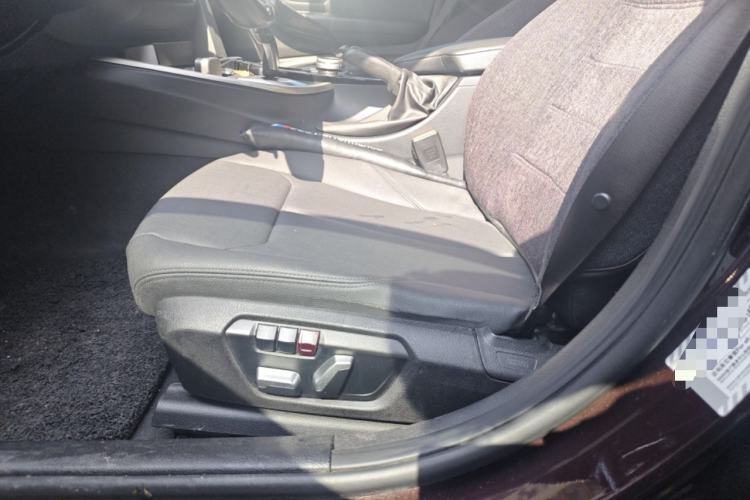 Used BMW 3 Series 2017 320Li Fashion Model
