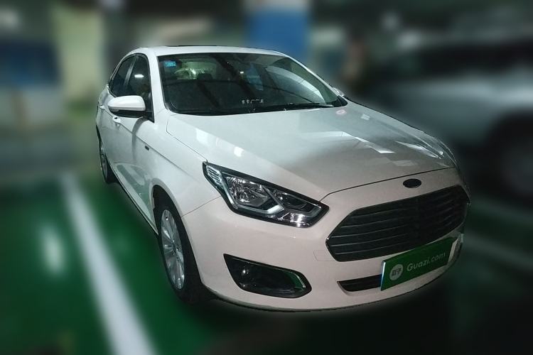 Used Ford Escort 2015 1.5L Automatic Fashion Model
