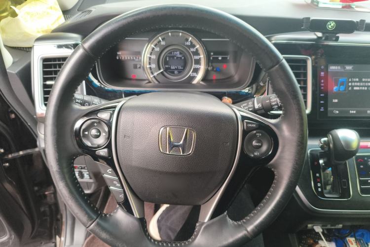 Used Honda Elysion 2016 2.4L Style Edition Steering Wheel