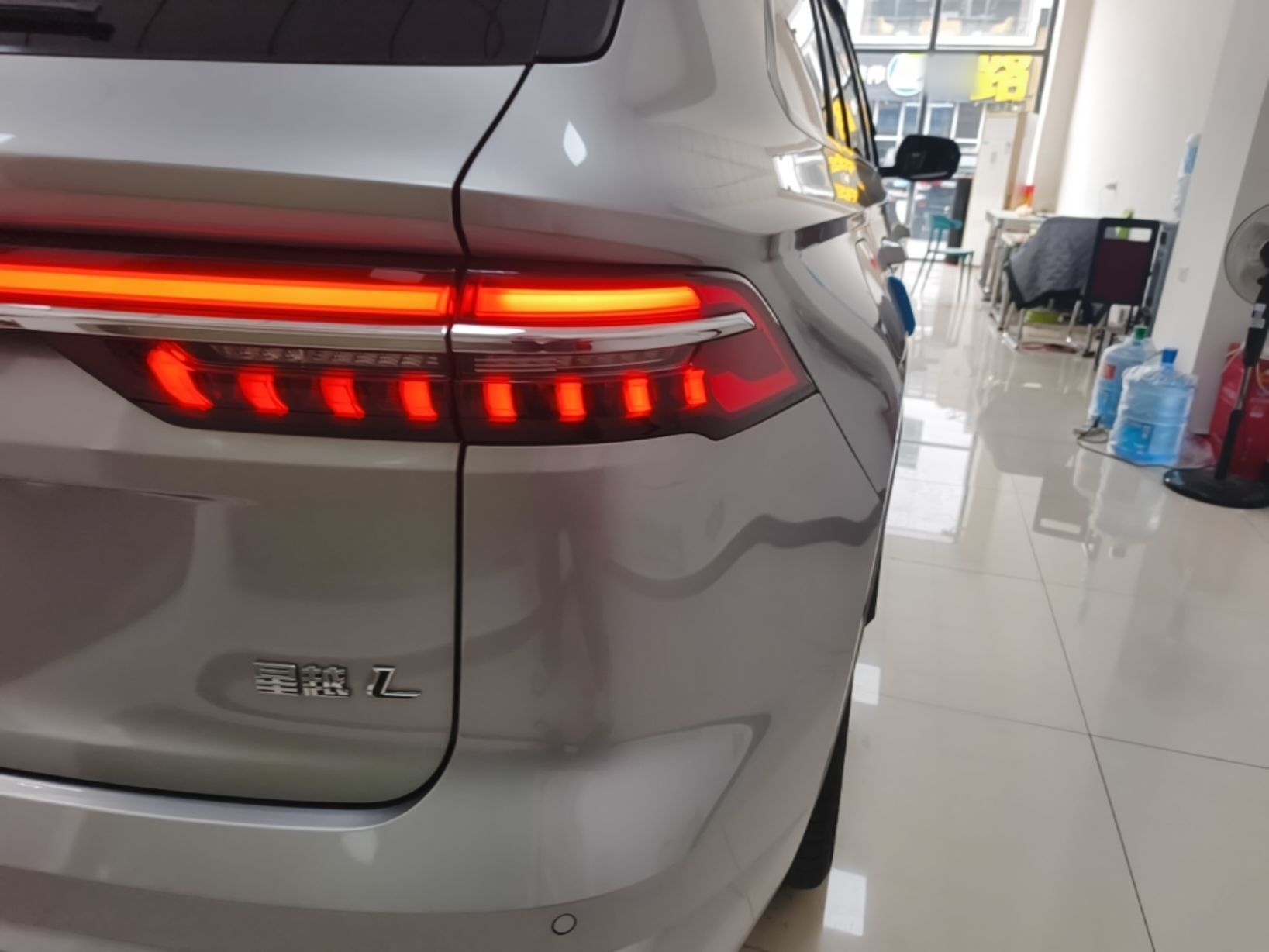 Geely Auto Monjaro L 2021 2.0TD DCT EVO Two-Wheel Drive Smart Luxury Version — снимка 9