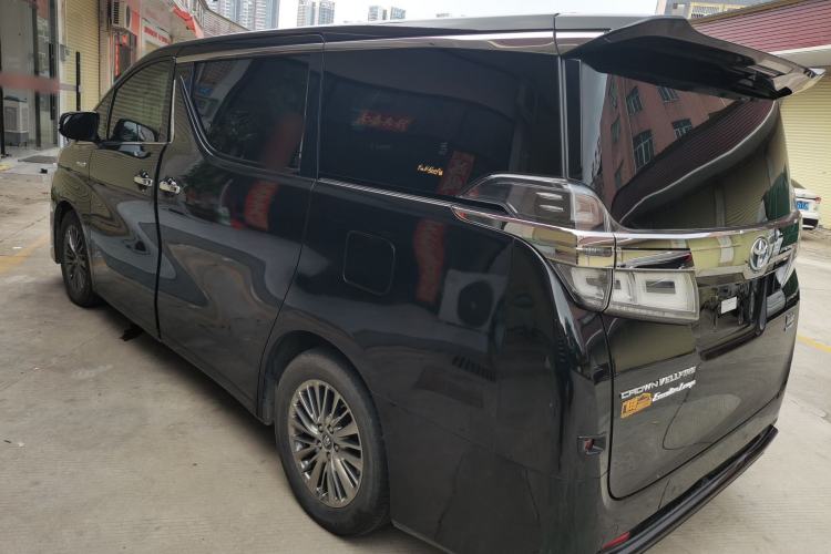 Used Toyota Vellfire 2021 Crown Dual-Engine 2.5L HV Prestige Edition Rear Left 45 Deg