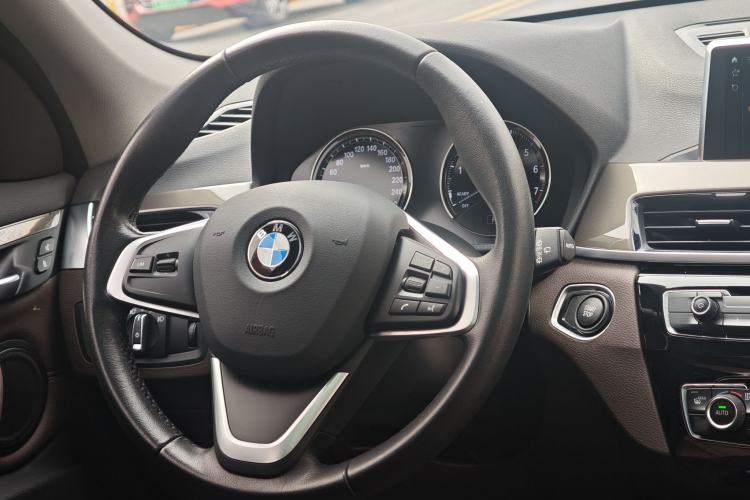 Used BMW X1 New Energy 2019 xDrive25Le Mileage Upgrade Version