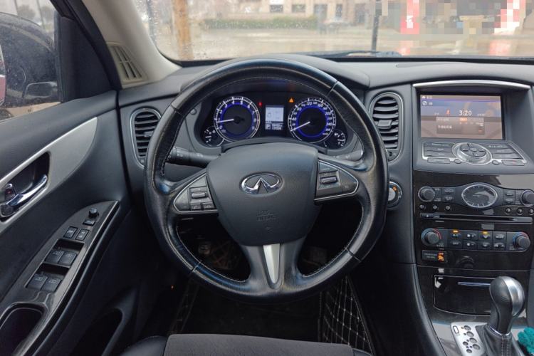 Used Infiniti QX50 2015 2.5L Comfort Edition