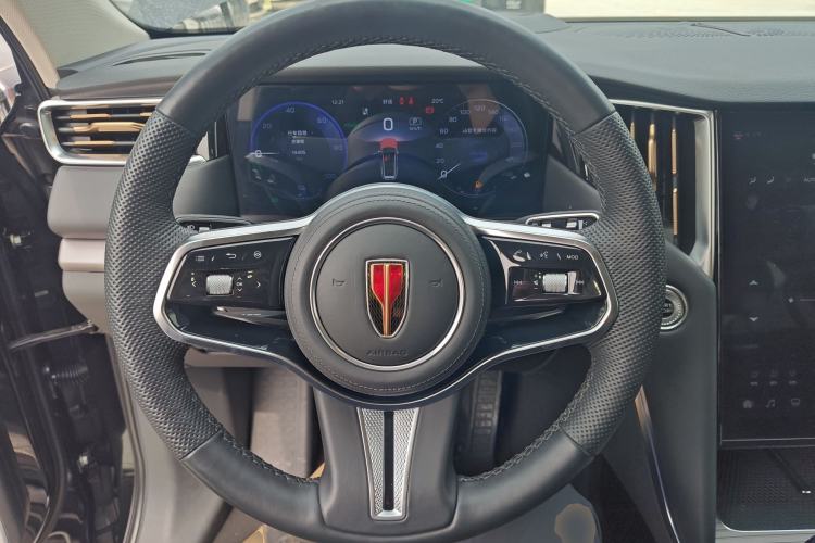 Used Hongqi HS7 PHEV 2024 2.0T PHEV Four-Wheel-Drive Flagship Edition 6 Seats
