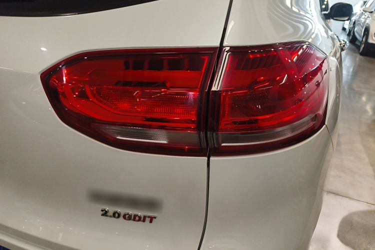 Used Haval H6 2020 2.0 GDIT Automatic Platinum Champion Edition Right Rear Taillight