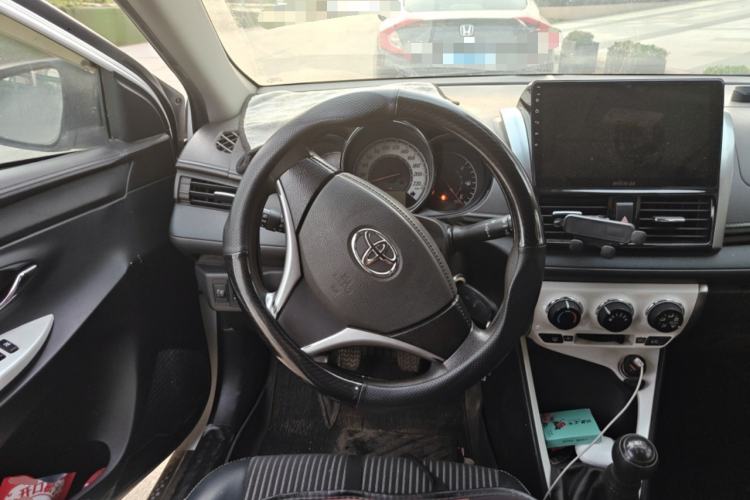 Used Toyota YARiS L Zhi Xuan 2015 1.5G Manual Xuan Dong Sunroof Special Edition Steering Wheel