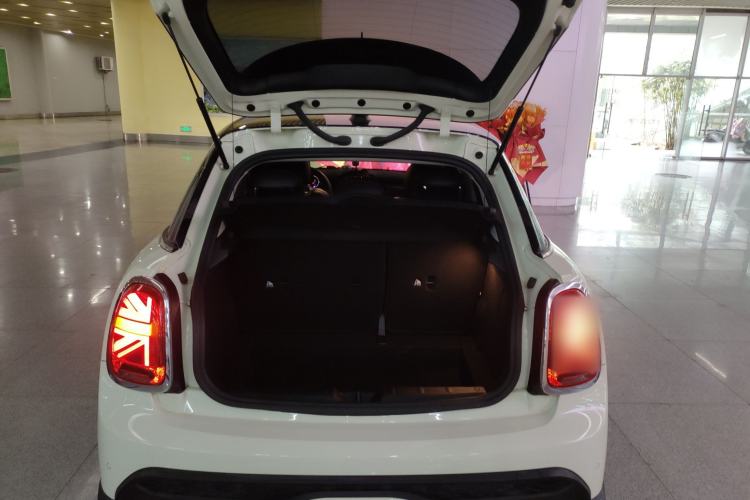 Used MINI MINI 2022 2.0T COOPER S Classic Edition Five-Door Version