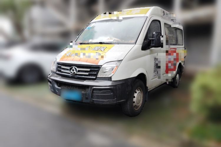 Used SAIC MAXUS Xintu V80 2016 2.5T AMT Aoyuntong National V Short Wheelbase Low-Roof 6-Seater