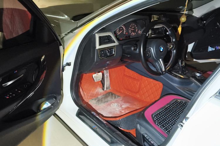 Used BMW 3 Series 2015 320Li Luxury Edition Fashion Model
