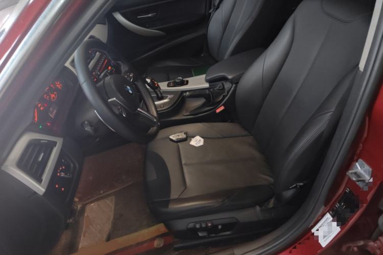 Used BMW 3 Series 2015 320Li Luxury Edition Fashion Model
