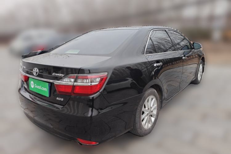 Used Toyota Camry 2016 2.0G 10th Anniversary Leading Edition
