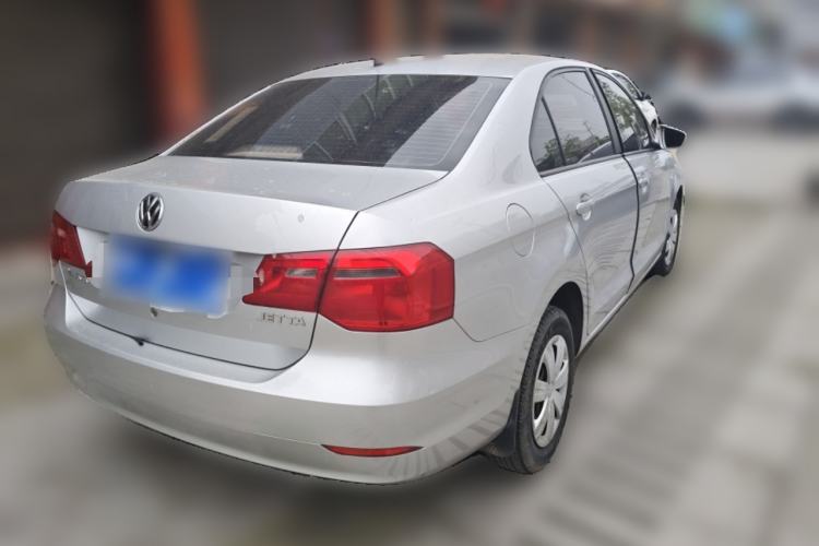 Used Volkswagen Jetta 2015 Value Edition 1.6L Manual Fashionable Style