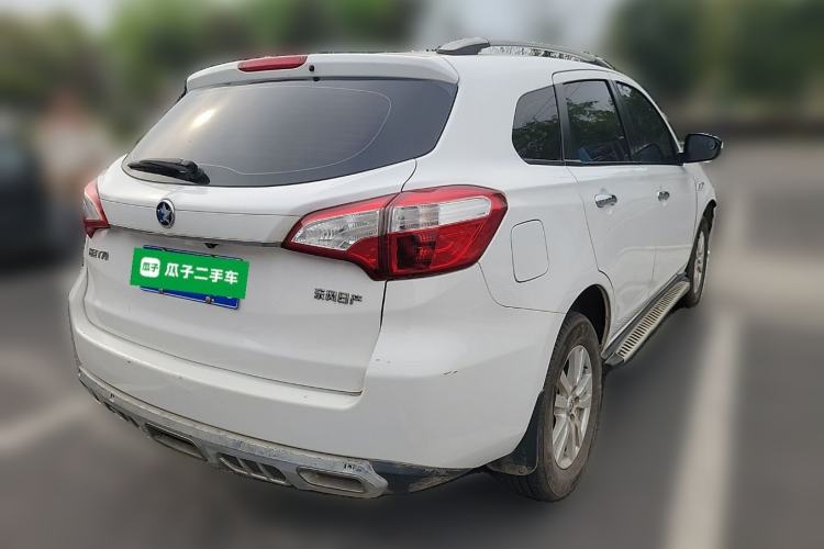 Used Venucia T70 2016 1.6L Manual Ruixing Edition
